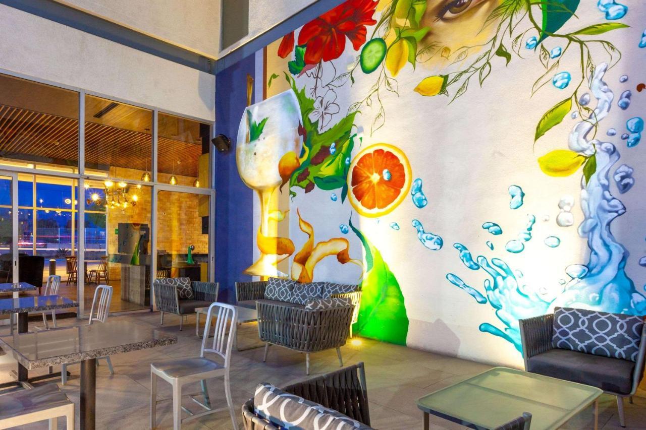 Tryp By Wyndham San Luis Potosi Hotel & Suites Buitenkant foto