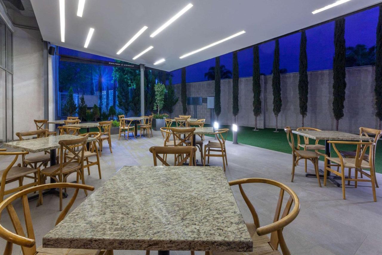 Tryp By Wyndham San Luis Potosi Hotel & Suites Buitenkant foto