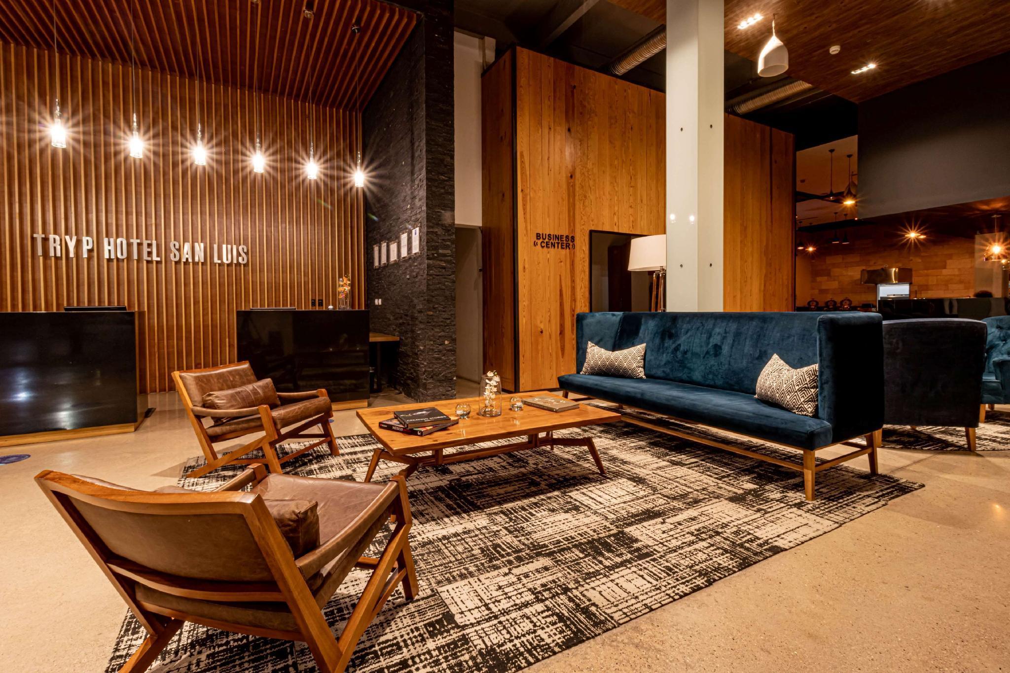 Tryp By Wyndham San Luis Potosi Hotel & Suites Buitenkant foto